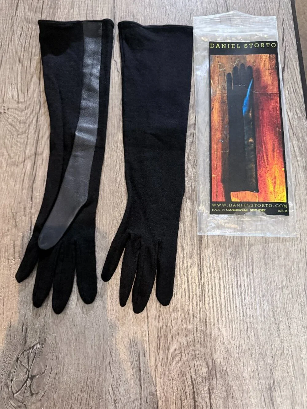 NEW Daniel Storto Designer Black Wool Gloves Size 8